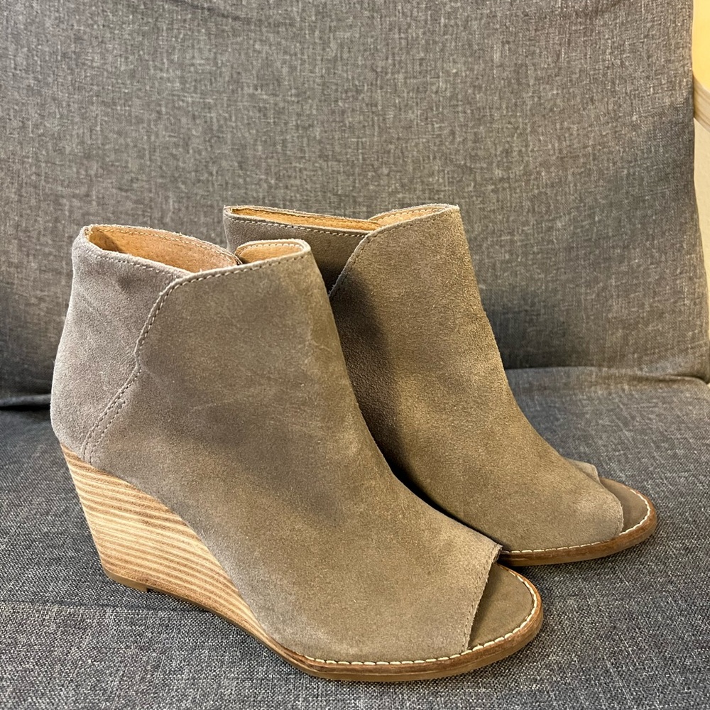 Lucky Brand open toe wedge booties